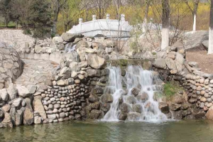 华龙皇家陵园合法公墓资质与高性价比墓位推荐