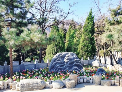 温泉墓园合法资质及价格解析