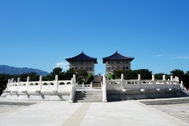 世界华侨陵园广场