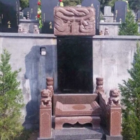 和谐园:龙狮碑